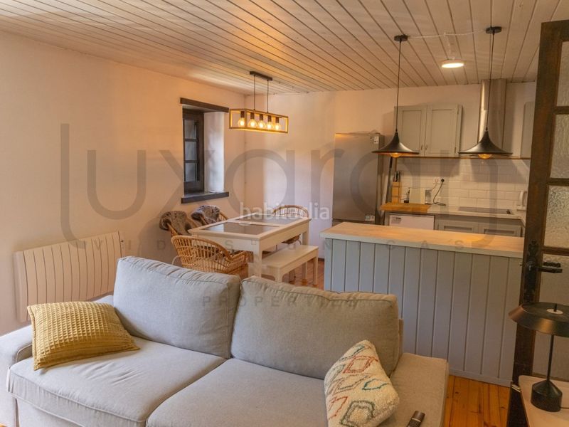 Foto 4eef9403-b53e-4e2f-b729-b315bc3c4b77. Apartament amb aparcament a Salardú Naut Aran