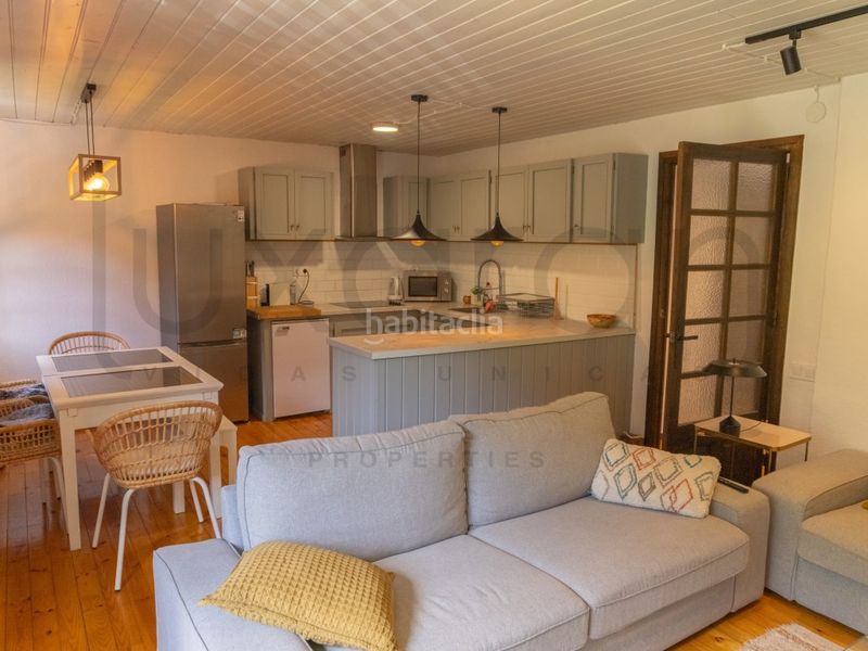 Foto a5f2b4dc-23ce-4260-96c0-13956c946265. Apartament amb aparcament a Salardú Naut Aran