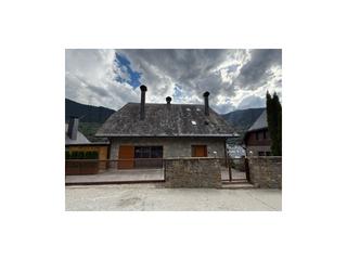 Casa  Carrèr des arroquets 38. Encantadora casa en vielha