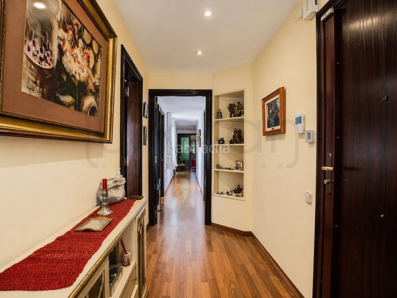 Foto 0b390c25-fa42-4ddd-8ebe-b422a2d7d05b. Àtic amb aparcament a Putget - Farró Barcelona