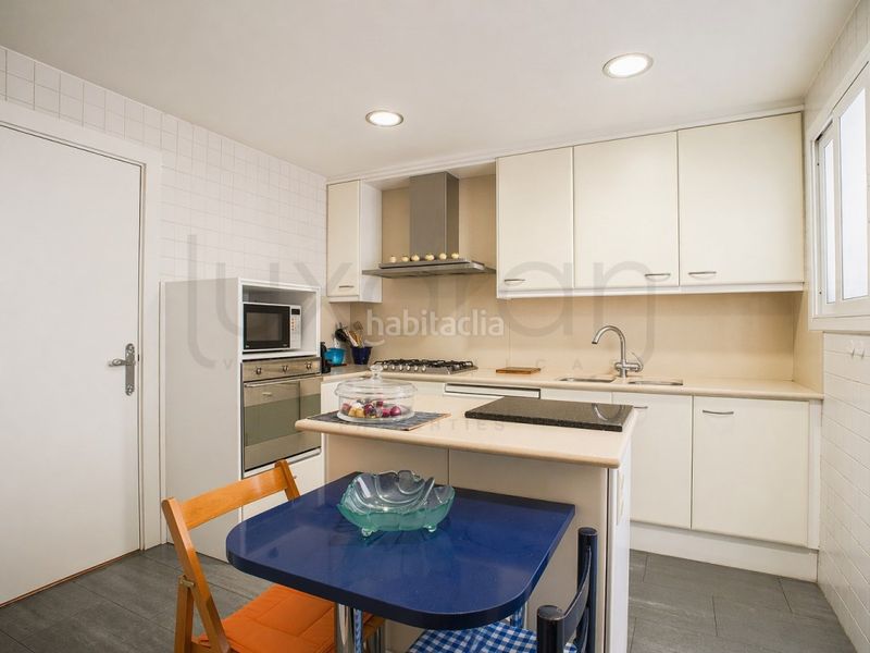 Foto 111b210f-c4ec-46d7-bb89-85f1a96002d1. Àtic amb aparcament a Putget - Farró Barcelona