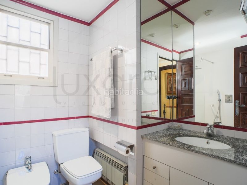 Foto e554f8db-ade8-4c64-896a-b836bdc03640. Àtic amb aparcament a Putget - Farró Barcelona