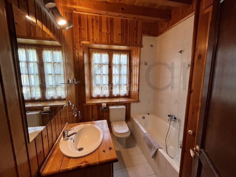 Foto a3098438-536c-47e7-aa5c-a65b8f8a1bcc. Casa amb aparcament a Casarilh Vielha e Mijaran