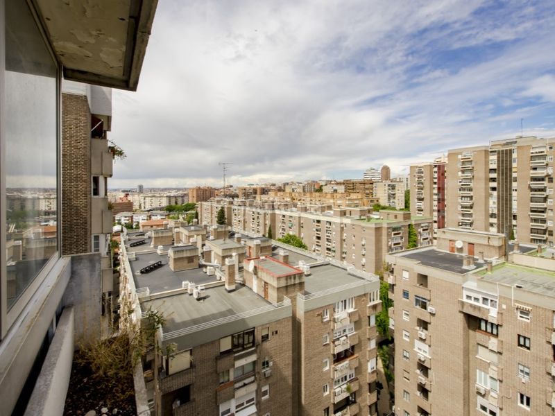 Foto e34c7010-7cf2-4c54-ba85-62f9bb46660c. Pis amb aparcament a Estrella Madrid