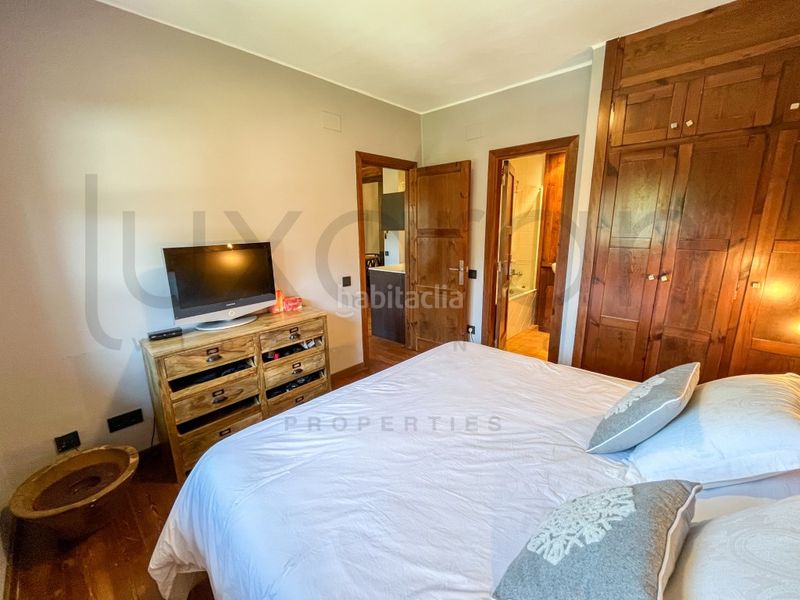 Foto 32bba73d-2def-4698-8d7c-f5d9a0589cc2. Apartament a Baquèira Naut Aran