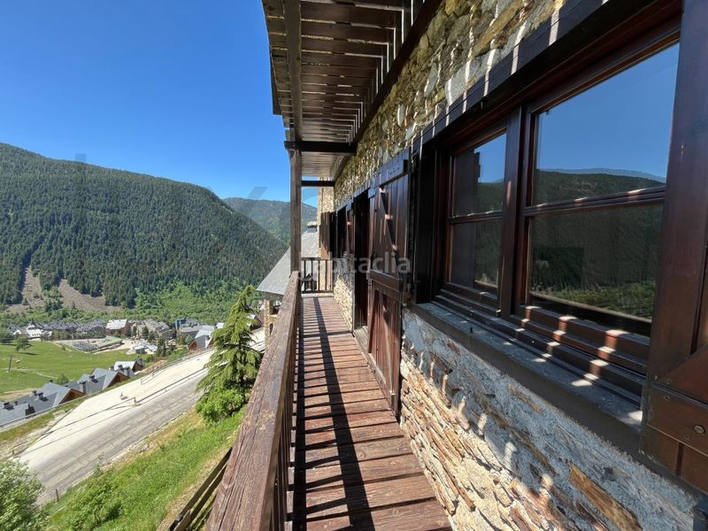 Foto a07aebd0-8c79-43c0-a7bd-3db9927a8621. Apartament a Baquèira Naut Aran