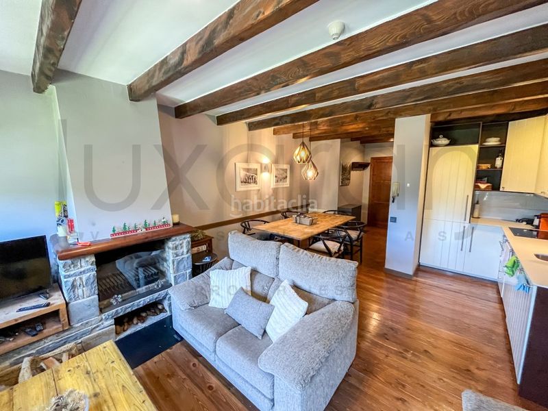 Foto ef9fee91-ca25-4996-95fd-0ba9d09ad6df. Apartament a Baquèira Naut Aran