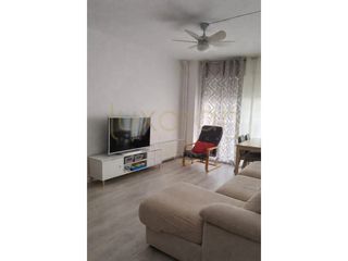 Etagenwohnung in Calle vallcalent 75. Oportunitat zona alta