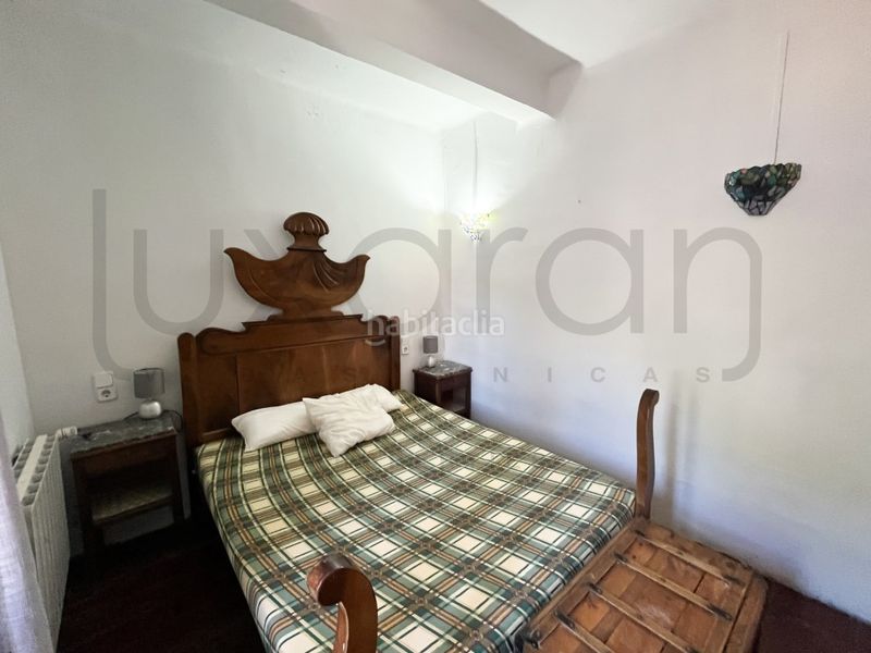 Foto ff57825e-26df-4ac8-a0c5-25e54ca18a66. Casa a calle laca 12 a Bòrdes (Es)