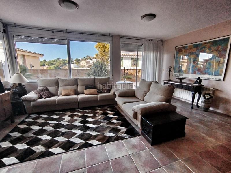 Foto 04ade071-682f-4194-8d99-3e286e2cb500. Xalet amb calefacció aparcament a residencial Blanes - vistamar Blanes