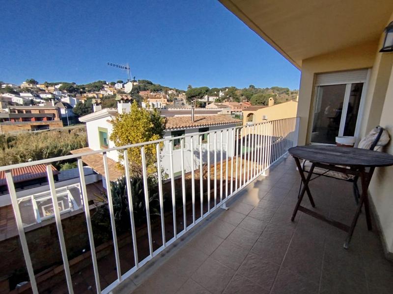 Foto 2bc19269-4e32-48dc-aaae-a5a197723cf4. Xalet amb calefacció aparcament a residencial Blanes - vistamar Blanes