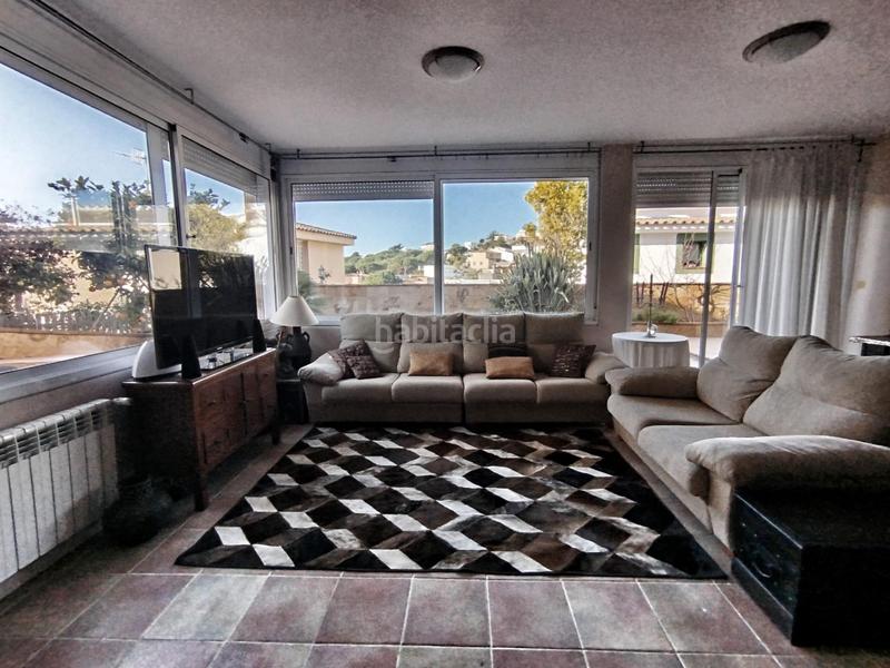 Foto 5eba72e6-3fc1-46c5-95b4-5fc4bf1c9a00. Xalet amb calefacció aparcament a residencial Blanes - vistamar Blanes