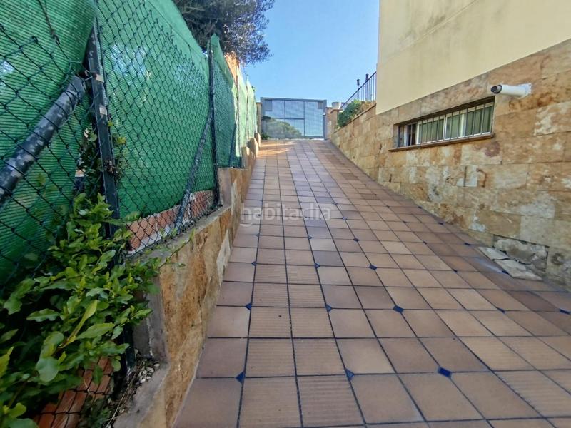 Foto 8e327e5c-8836-443c-ba14-77586c127535. Xalet amb calefacció aparcament a residencial Blanes - vistamar Blanes