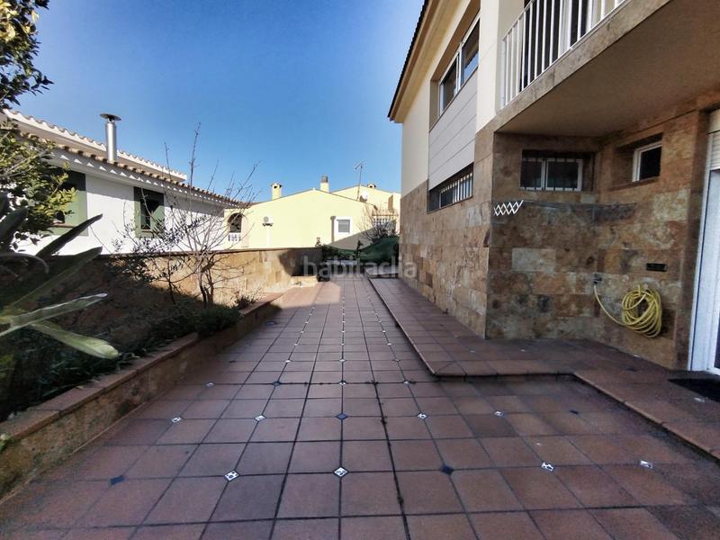 Foto a980b2cc-a610-4c63-9b96-29c4429a35d4. Xalet amb calefacció aparcament a residencial Blanes - vistamar Blanes