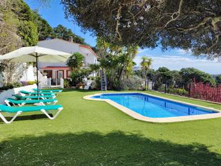 Xalet a Serra Brava. Preciosa villa con vistas mar y con licencia turistica!