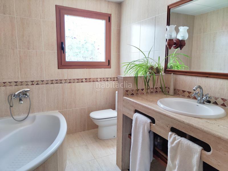 Foto ba5eebf4-7b81-495d-9af7-345485f06e6f. Chalet preciosa villa con vistas mar y con licencia turistica! en Lloret de Mar