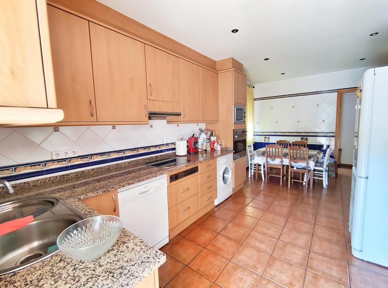 Foto 24463a23-a100-4471-a1e1-99e2399f64c2. Xalet amb calefacció aparcament piscina a Canyelles Lloret de Mar