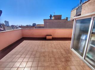 Casa adossada  De santa caterina. Preciosa casa en el centro con parquing y gran terraza!!