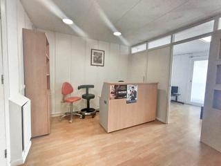 Lloguer Local Comercial  De roig i jalpí. Local en alquiler para consulta o despacho en el centro de blane