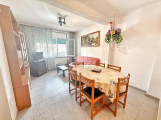 Etagenwohnung  De lluís companys 11. Bajo de 86m2 situado a 200m2 de la playa