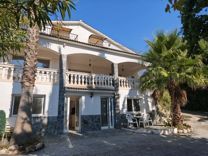 Foto 80f202a0-6f3b-4f31-9c8b-248332f1ae97. Chalet con riscaldamento parcheggio piscina in Aiguaviva Parc Vidreres