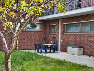 Piso en El Molí-El Rieral. Precioso piso con 150m2 de jardin y parking opcional