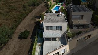 Xalet a Roca Grossa. Oportunidad a pie de rocagrossa con licencia turistica