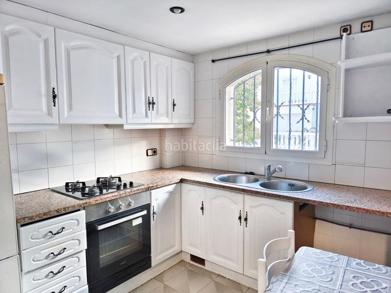 Foto 278b2195-55ec-442f-8fce-f1e6d2990f22. Casa a schiera con riscaldamento parcheggio in Centre Blanes