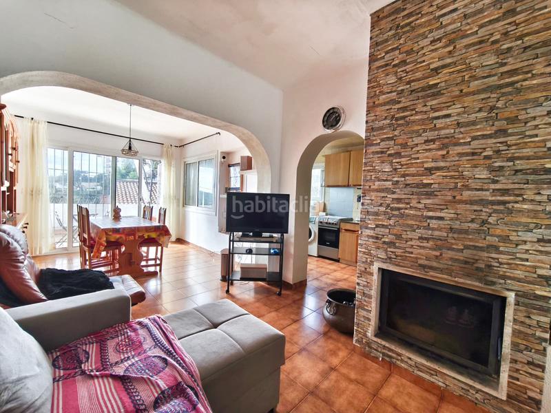 Foto ac5b3b70-c5d6-4411-9bce-fb64177c0537. Xalet amb aparcament a Canyelles Lloret de Mar