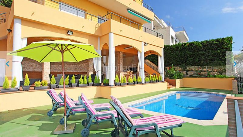 Foto 920696ea-07cd-40a4-84bf-2dab70642c64. Chalet with heating parking pool in Roca Grossa Lloret de Mar