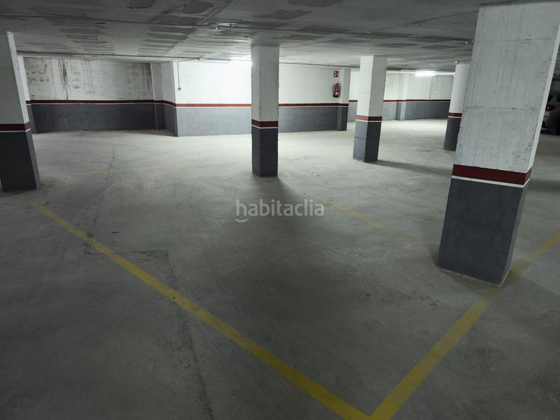 Foto 851c7645-e537-44f6-bdb9-ae07f4b4b7c6. Car parking in Fenals Lloret de Mar