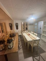 Piso en El Molí-El Rieral. Piso totalmente reformado cerca de todos los servicios