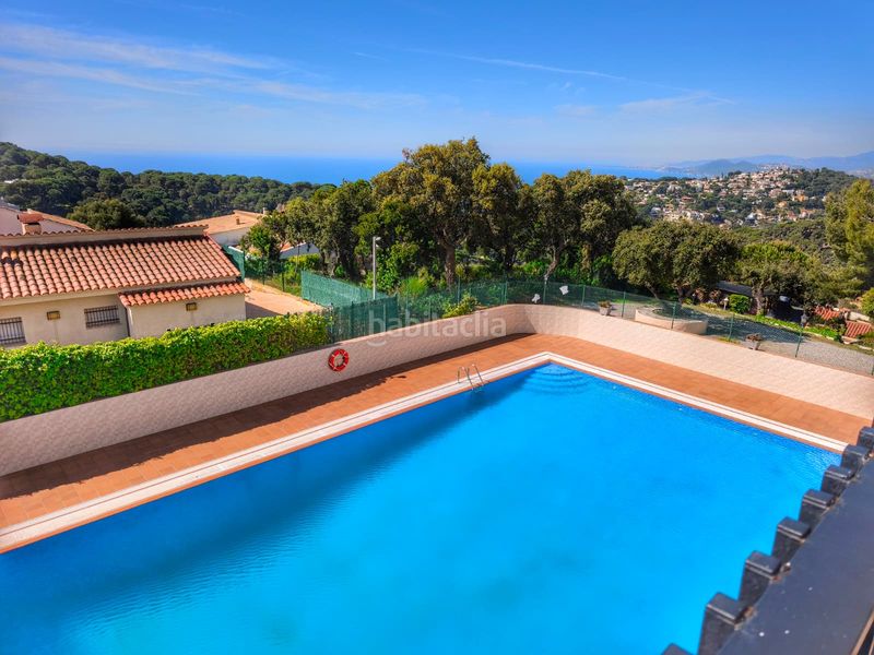 Foto d7e074dd-e256-42df-86bc-5fe383dbde6a. Pis amb calefacció aparcament piscina a Canyelles Lloret de Mar
