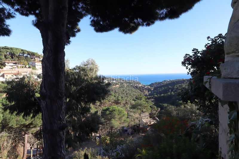 Foto 897ca777-b7a4-4fd7-9bf4-91be37697240. Xalet amb calefacció aparcament a Serra Brava Lloret de Mar