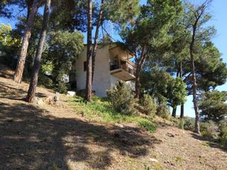 Xalet  Clavells. Casa a 4 vientos con 800m2 de parcela en serrabrava