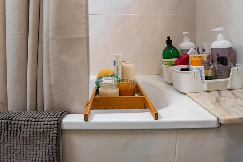 Foto 1042febd-972a-421a-bac1-671bb76ec5f3. Casa a schiera con riscaldamento parcheggio piscina in Lloret de Mar