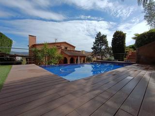 Xalet a Condado del Jaruco - Puigventós. Casa estilo rustico en el jaruco