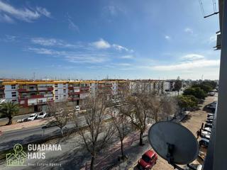 Pis a Avenida narciso martin navarro 14