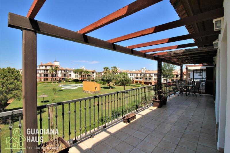 Foto df82b59b-1b7e-46e8-be64-50edaceebc93. Piso en avenida juan pablo ii 76 en Costa Esuri Ayamonte