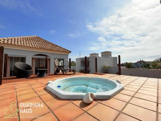 Penthouse in Isla Canela