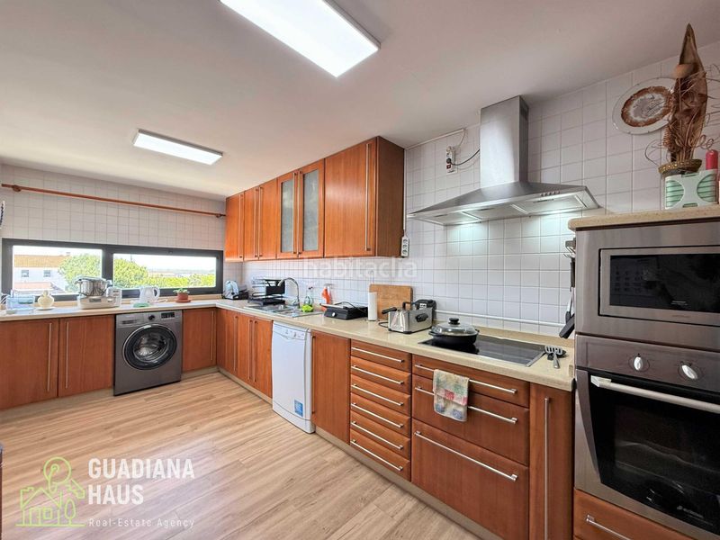 Foto 143ca12e-5d96-42c0-847a-f2a86bca1316. Apartamento en cayetano feu 35 en Ayamonte ciudad Ayamonte