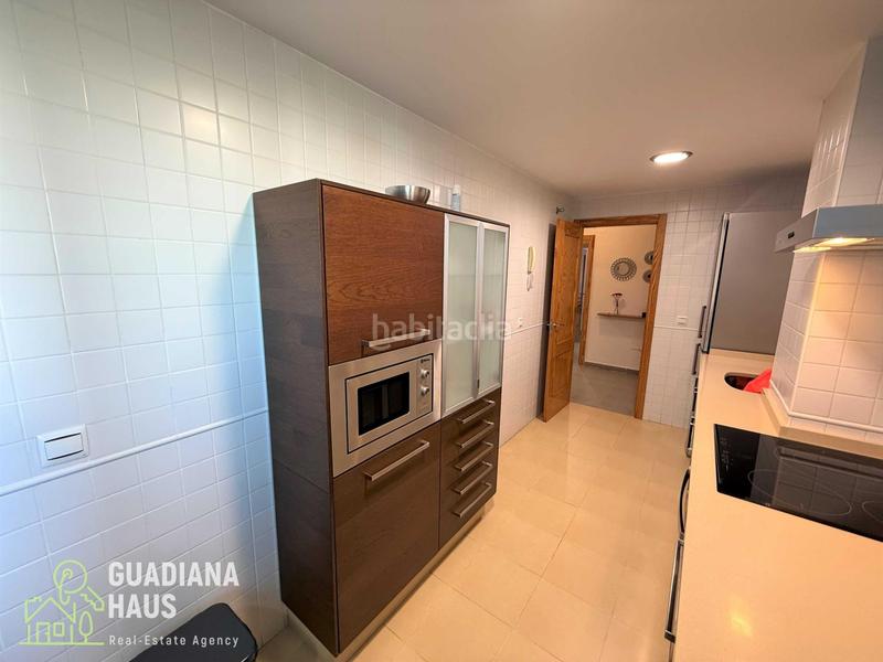 Foto 3555dee7-8e4a-47f1-b66a-fab1e3202c66. Apartamento en cayetano feu 35 en Ayamonte ciudad Ayamonte