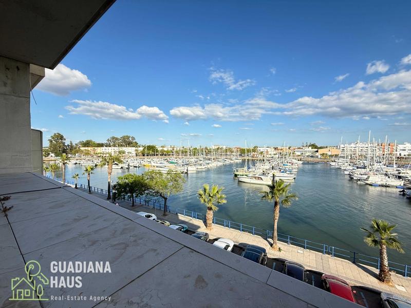 Foto 07fe3268-d703-424f-91f9-9be9d1efe626. Apartamento en avenida villa real santo antonio 12 en Ayamonte