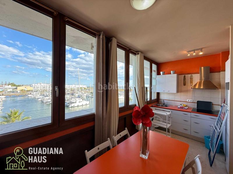 Foto 3ed367bc-9657-4d92-aa80-6791b29e79d3. Apartamento en avenida villa real santo antonio 12 en Ayamonte