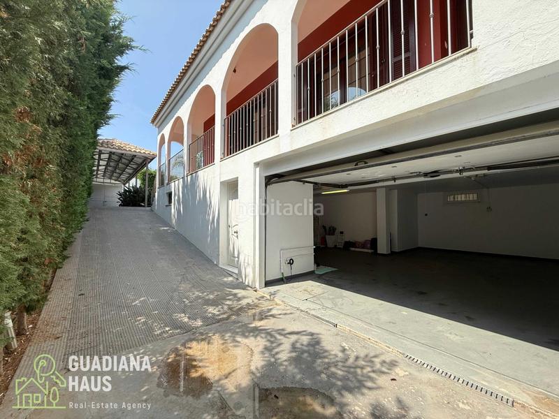 Foto a8b09119-4492-49d1-a85b-d35ddc6a43b4. Chalet en calle caracol v antonia en Ayamonte ciudad Ayamonte