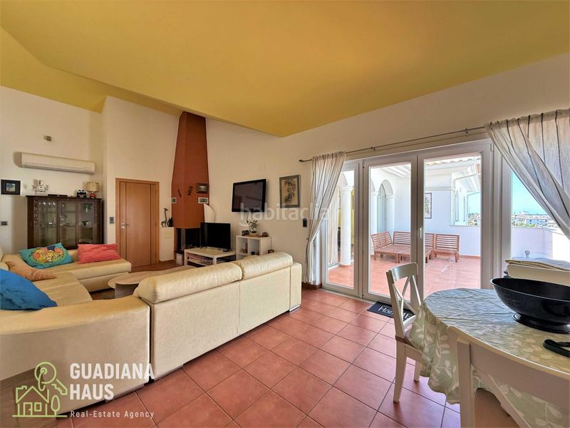 Foto 1ec7a5f4-8fc5-4586-a2e5-ce6175631171. Chalet en calle jose de espronceda 9 en Costa Esuri Ayamonte
