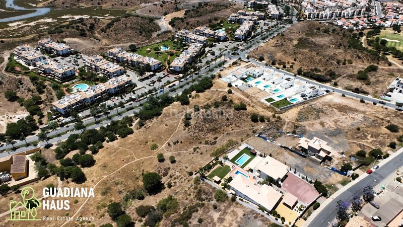Foto d74af287-ddce-41f6-bad8-0e1cf9c1a489. Chalet en calle jose de espronceda 9 en Costa Esuri Ayamonte