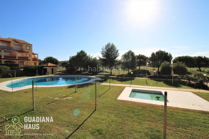 Foto ace34d0a-f12f-413f-8bb8-675e05ddf09e. Apartment in avenida juan pablo ii 24 in Costa Esuri Ayamonte