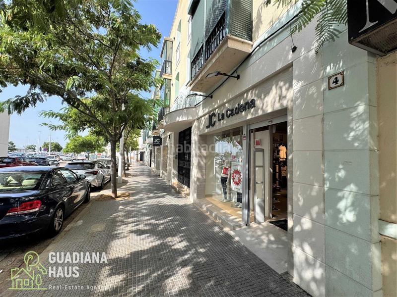 Foto 853750c3-f99e-4b00-b06a-38445a21fbfc. Local comercial a avenida antonio concepción reboura 2 a Ayamonte