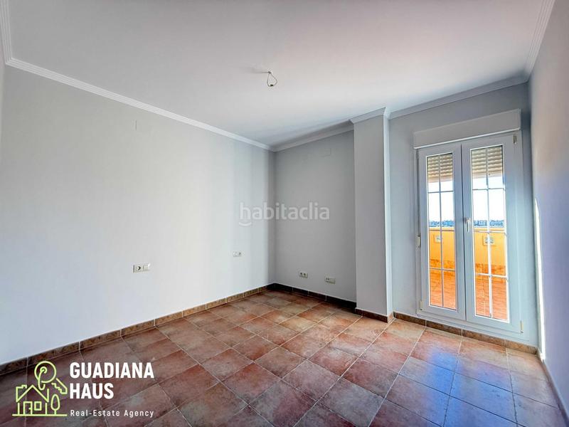 Foto 233eb8cc-7e0d-4eb0-ad43-9fa365509945. Apartamento en cisnes de los 4 en Isla Canela Ayamonte